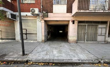 Alquiler menual cochera fija y cubierta Balvanera