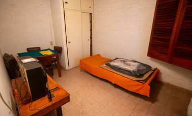 CASA 4 AMBIENTES MONTE GRANDE EN VENTA