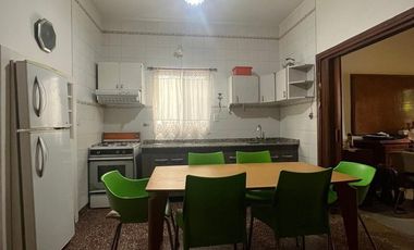 CASA 4 AMBIENTES EN VENTA EN MONTE GRANDE