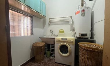 CASA 4 AMBIENTES EN VENTA EN MONTE GRANDE