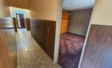 VENTA PH 2 3 AMBIENTES ENTRADA IND. PATIO PARRILLA