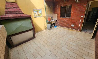 VENTA PH 2 3 AMBIENTES ENTRADA IND. PATIO PARRILLA