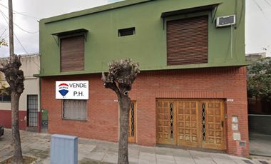 VENTA PH 2 3 AMBIENTES ENTRADA IND. PATIO PARRILLA