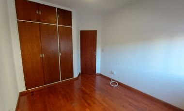 DEPARTAMENTO 4 AMBIENTES BALCON 2 BAÑOS LAVADERO