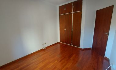 DEPARTAMENTO 4 AMBIENTES BALCON 2 BAÑOS LAVADERO