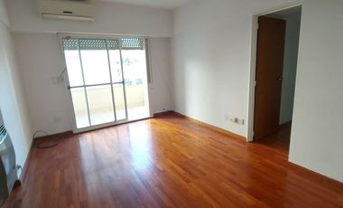 DEPARTAMENTO 4 AMBIENTES BALCON 2 BAÑOS LAVADERO
