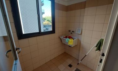 DEPARTAMENTO 4 AMBIENTES BALCON 2 BAÑOS LAVADERO