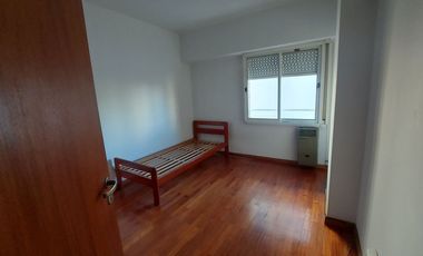 DEPARTAMENTO 4 AMBIENTES BALCON 2 BAÑOS LAVADERO