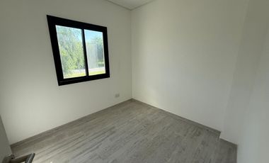 HERMOSA CASA EN VENTA SAN SEBASTIÁN- ÁREA 8