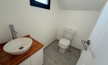 HERMOSA CASA EN VENTA SAN SEBASTIÁN- ÁREA 8
