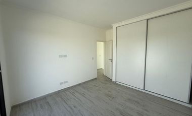 HERMOSA CASA EN VENTA SAN SEBASTIÁN- ÁREA 8