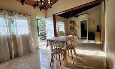 Casa estilo chalet 3 amb venta c/parque y cochera