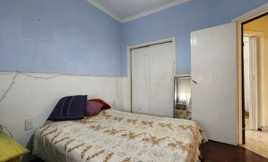 Casa estilo chalet 3 amb venta c/parque y cochera