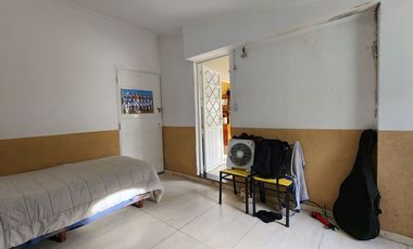 Casa estilo chalet 3 amb venta c/parque y cochera