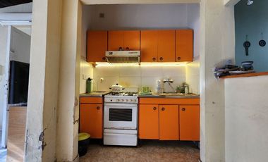 Casa estilo chalet 3 amb venta c/parque y cochera