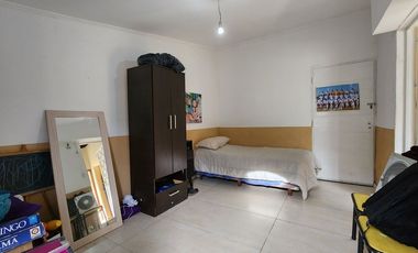 Casa estilo chalet 3 amb venta c/parque y cochera
