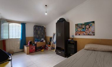 Casa estilo chalet 3 amb venta c/parque y cochera