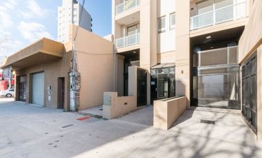 Semipiso 2 amb balcón, cochera doble, a estrenar!