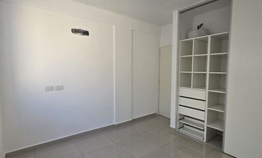 Semipiso 2 amb balcón, cochera doble, a estrenar!