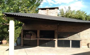 ALQUILER CASA EN ARROYO SECO DISPONIBLE 01/04/2022