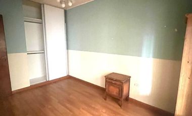 VENTA, CASA 4  AMBIENTES EXCELENTE CONECTIVIDAD