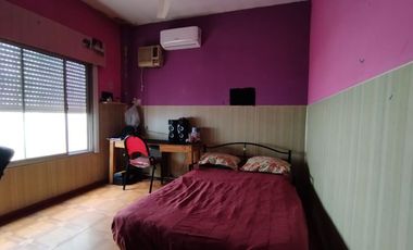 VENTA CASA 4 AMBIENTES TAPIALES PILETA DEPTO 2 AMB