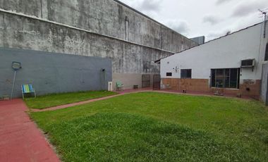 VENTA CASA 4 AMBIENTES TAPIALES PILETA DEPTO 2 AMB