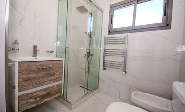 VENTA DPTO 2 AMB C/ BALCON- COCHERA - PERMUTA