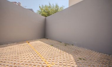 VENTA DPTO 2 AMB C/ BALCON- COCHERA - PERMUTA
