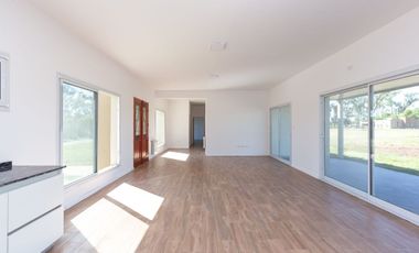 ALQUILER CASA 4 AMB. A ESTRENAR, EN LUJÁN