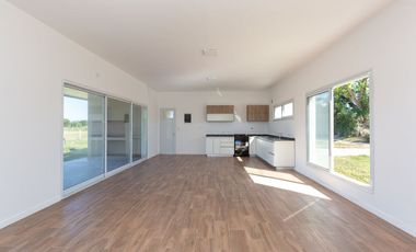 ALQUILER CASA 4 AMB. A ESTRENAR, EN LUJÁN