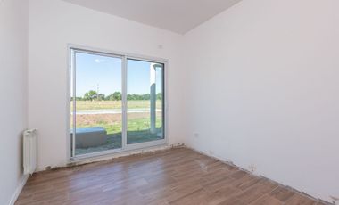 ALQUILER CASA 4 AMB. A ESTRENAR, EN LUJÁN