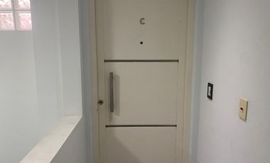 DEPARTAMENTO CON DOS PATIOS  EN LANÚS OESTE