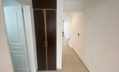 DEPARTAMENTO CON DOS PATIOS  EN LANÚS OESTE