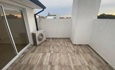 DEPARTAMENTO CON DOS PATIOS  EN LANÚS OESTE