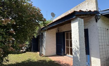 CASA EN VENTA EN PEHUAJO CON PILETA