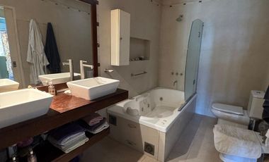 CASA EN VENTA EN PEHUAJO CON PILETA