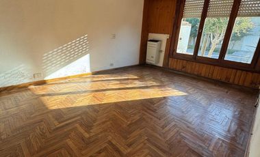 CASA EN VENTA EN JUAN JOSE PASO