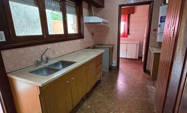 CASA EN VENTA EN JUAN JOSE PASO