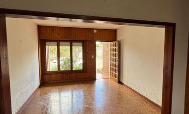 CASA EN VENTA EN JUAN JOSE PASO