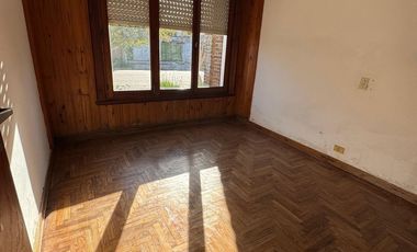 CASA EN VENTA EN JUAN JOSE PASO