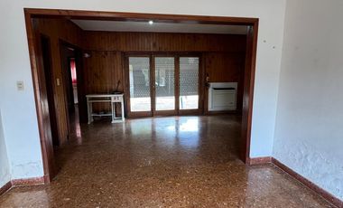 CASA EN VENTA EN JUAN JOSE PASO