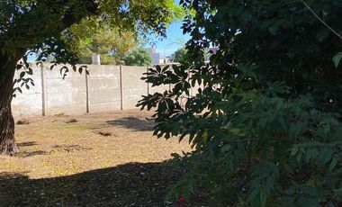 CASA EN VENTA EN PEHUAJO CON AMPLIO LOTE