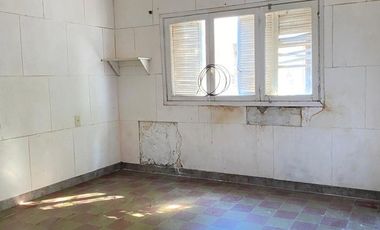 CASA EN VENTA EN PEHUAJO CON AMPLIO LOTE