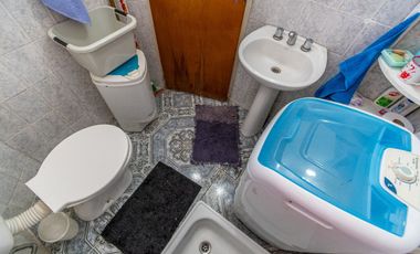 venta PH , 1 piso por escalera