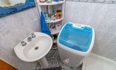 venta PH , 1 piso por escalera