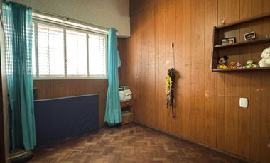SE VENDE CASA  3 DORMITORIOS ZONA CENTRO SANTA FE