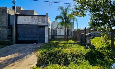 VENTA CASA 3 DORM Angel Gallardo- Apta a Credito