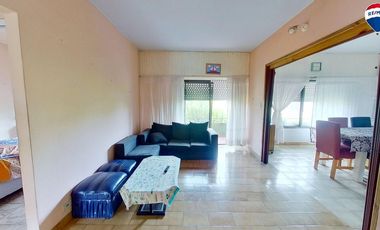 VENTA CASA 4 AMB CON COCHERA Y LOCAL VARELA CENTRO