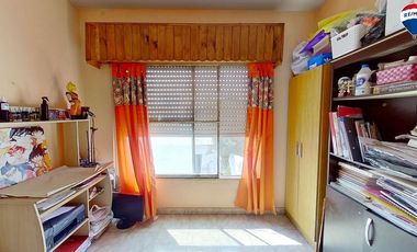VENTA CASA 4 AMB CON COCHERA Y LOCAL VARELA CENTRO